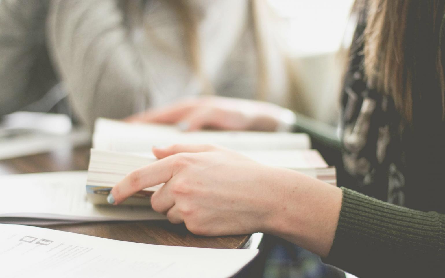 Sesión de entrenamiento en técnicas de ventas